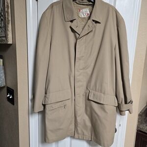 Vintage Strellson‎ Exclusive Trench Coat From Marshall Field & Co. Size 38